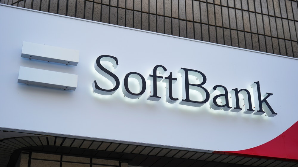 Der Gründer von SoftBank ist zögerlich gegenüber Bitcoin, behauptet aber, man könne es "nicht ignorieren"